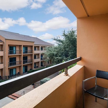 Courtyard By Marriott San Antonio Medical Center Hotel Exterior photo