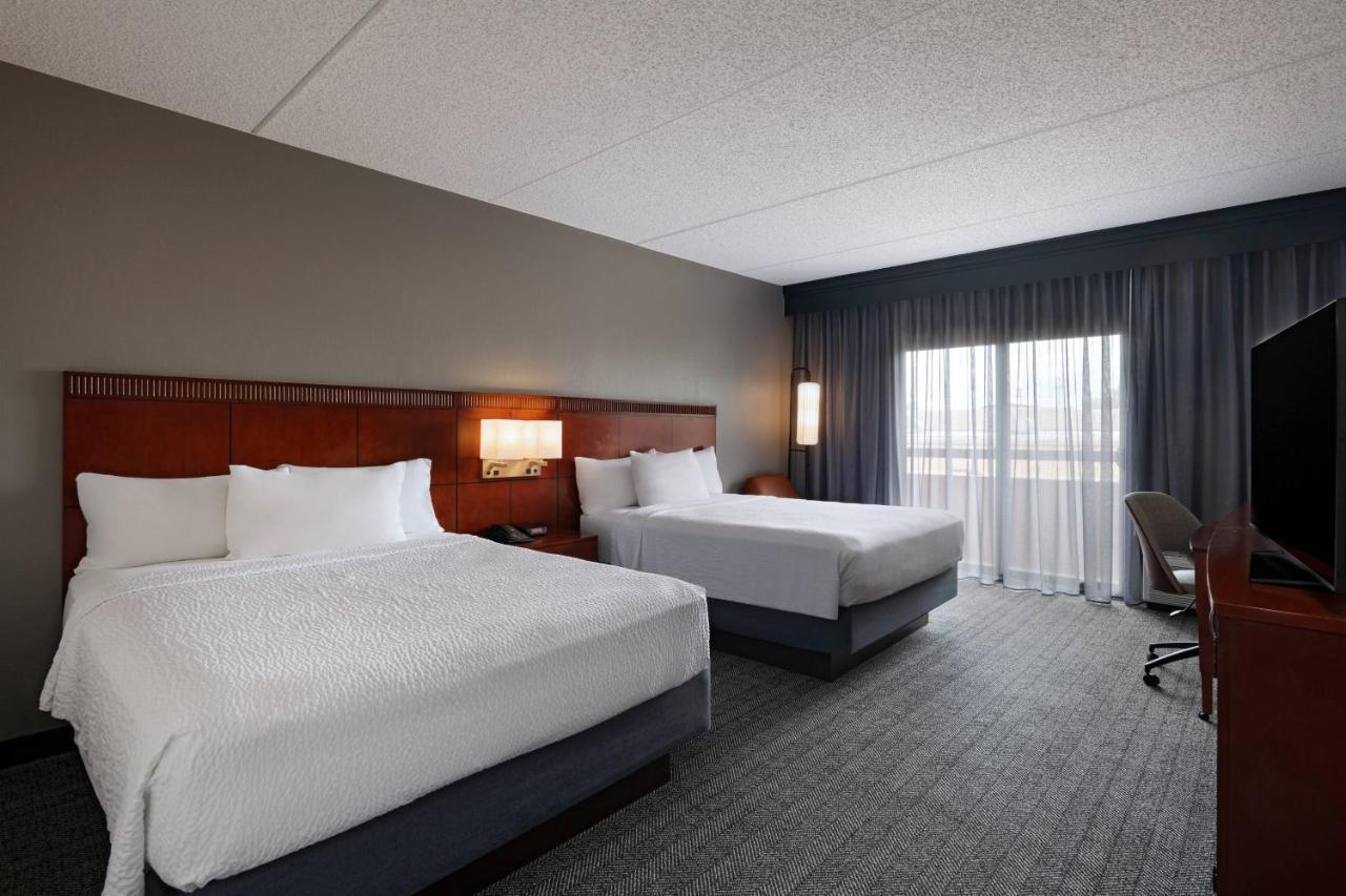 Courtyard By Marriott San Antonio Medical Center Hotel Exterior photo