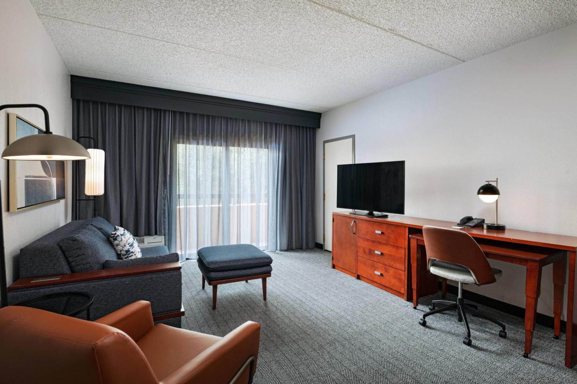Courtyard By Marriott San Antonio Medical Center Hotel Exterior photo