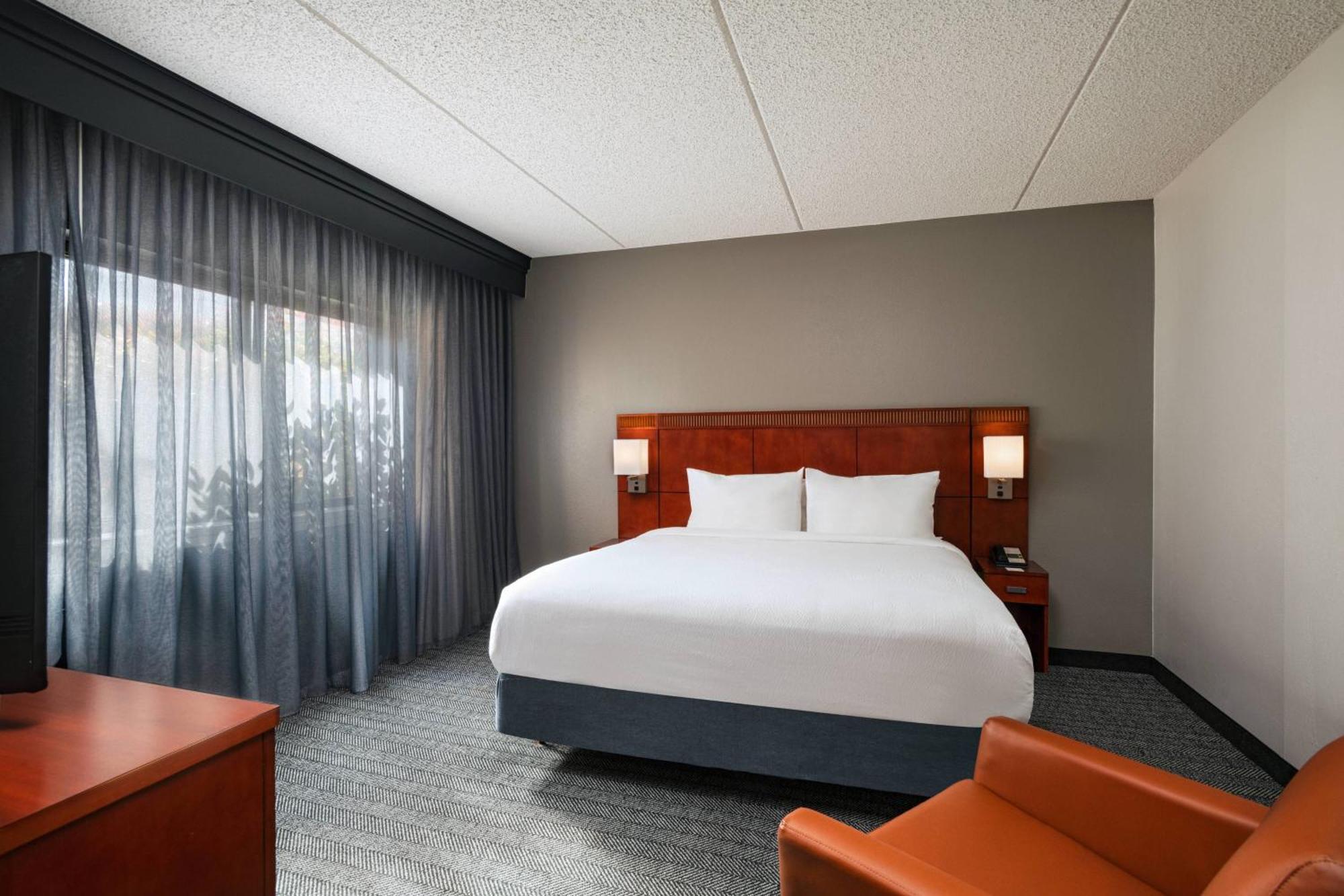 Courtyard By Marriott San Antonio Medical Center Hotel Exterior photo