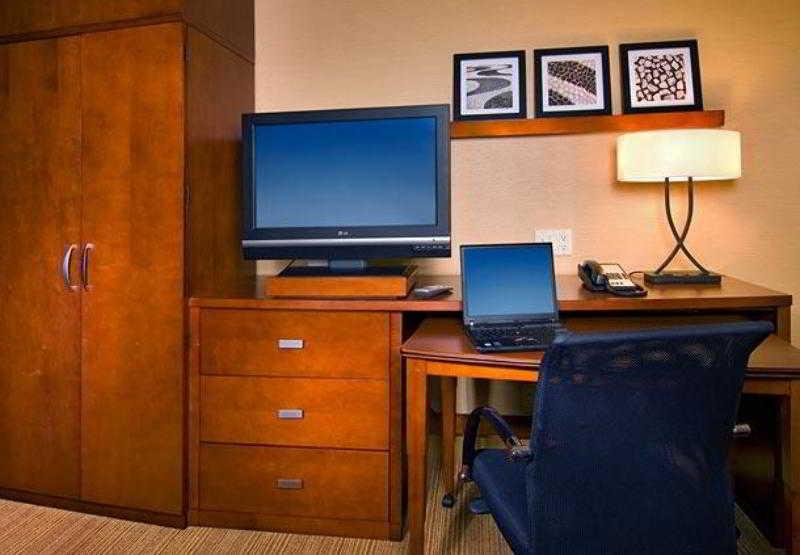 Courtyard By Marriott San Antonio Medical Center Hotel Room photo