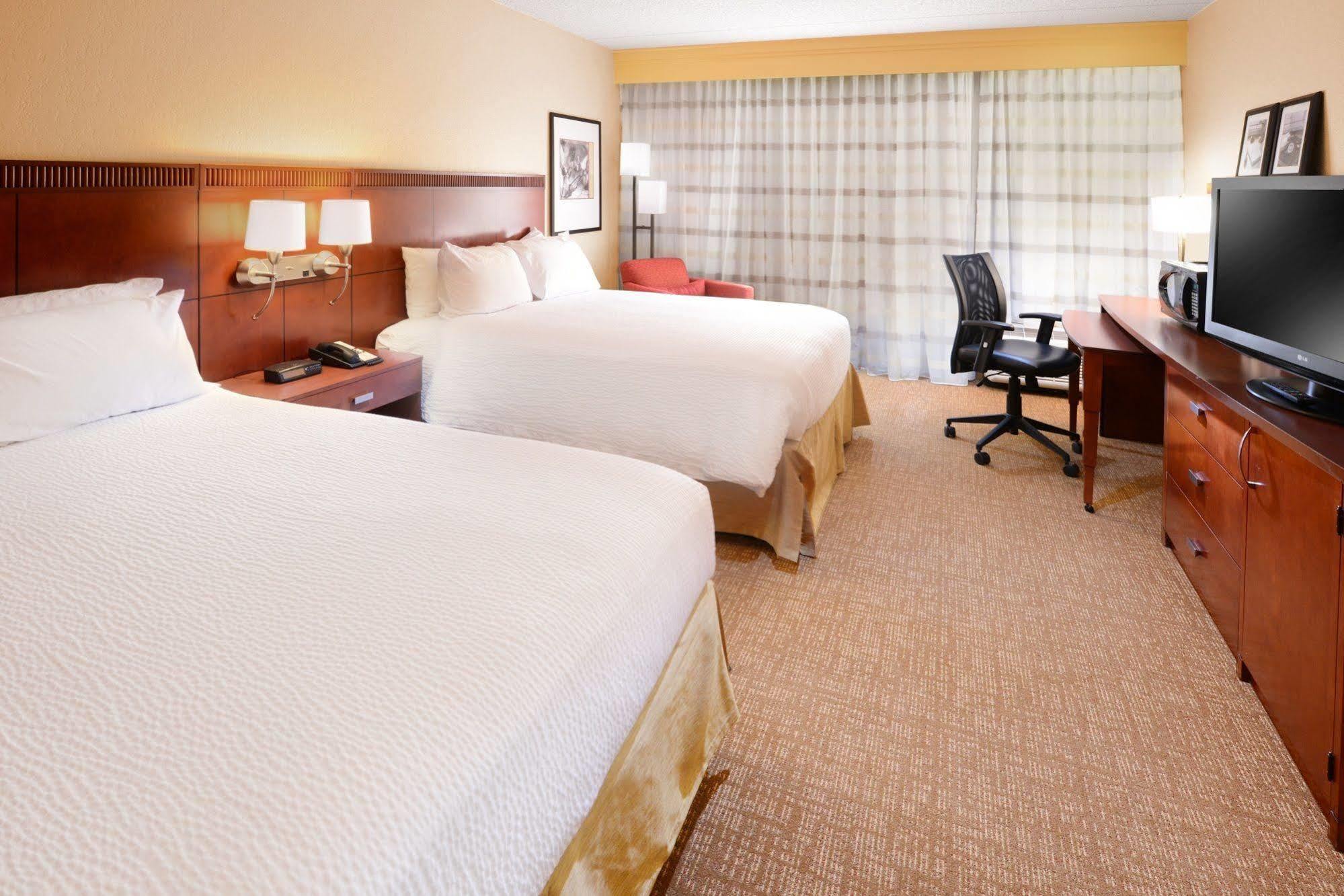 Courtyard By Marriott San Antonio Medical Center Hotel Exterior photo